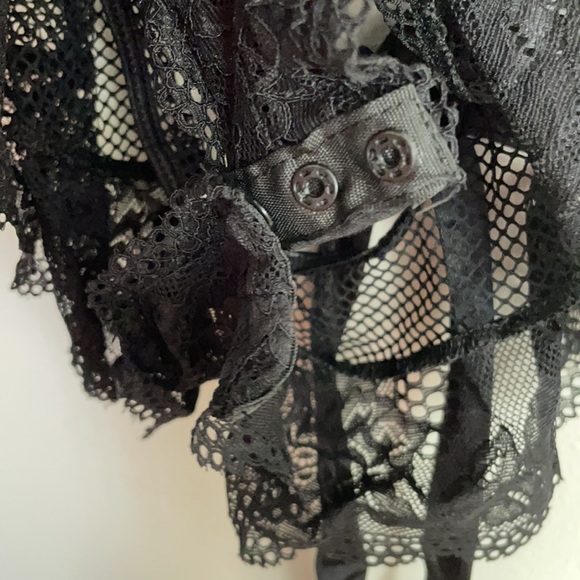 NEW W/ TAGS Floral Lace and Fishnet Black Teddy - Picture 9 of 9